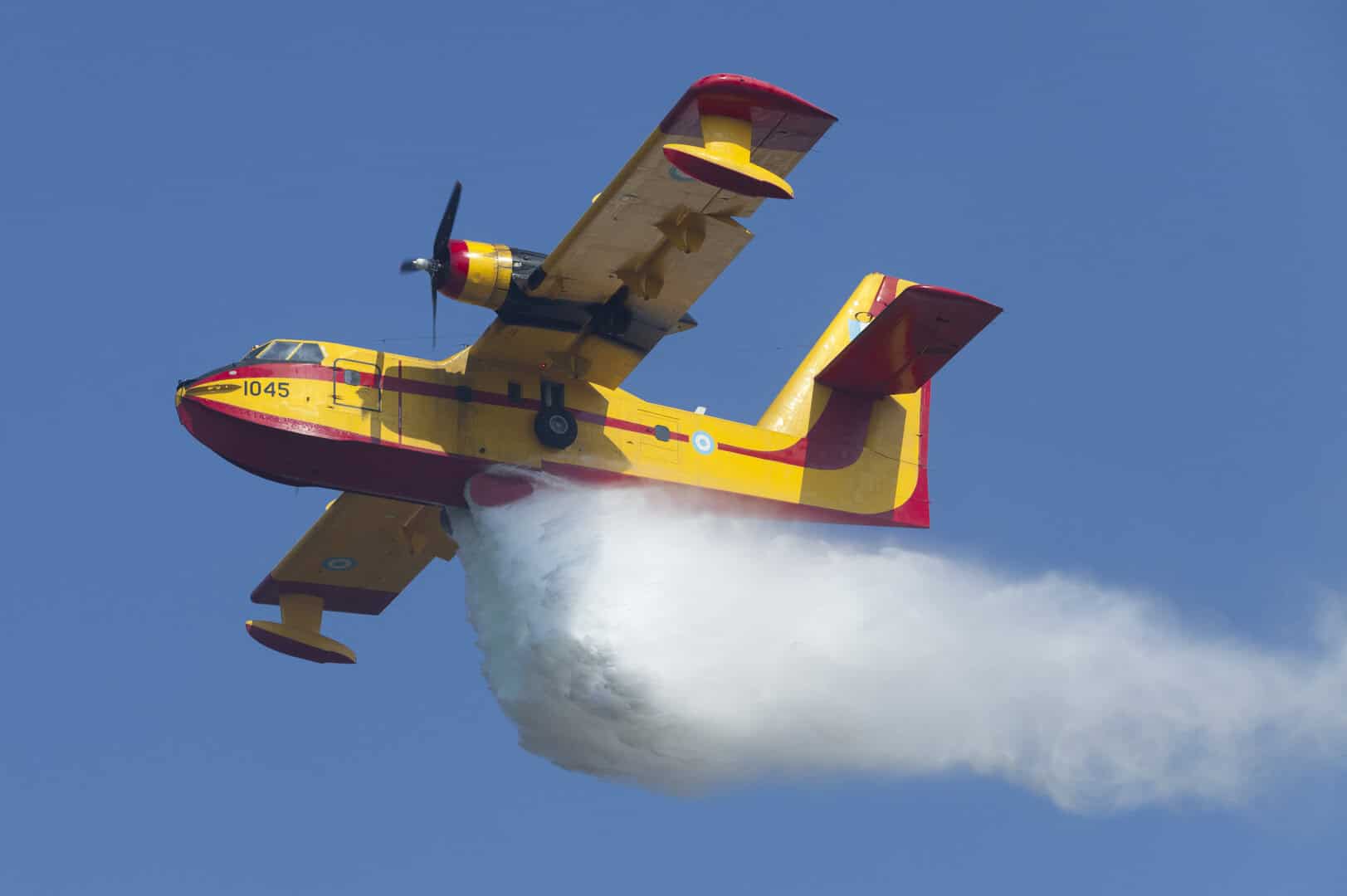 Incendi gravi in Italia e in Europa, contrastarli con gli aerei non è sufficiente