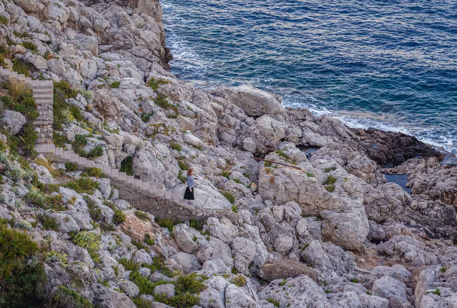 Viaggio in Sicilia. Esplorando le mistiche grotte di Capo Zafferano