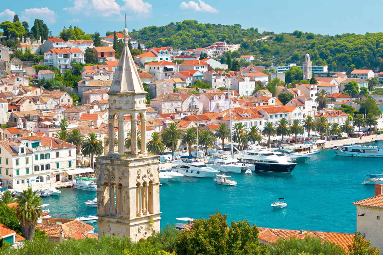 Vacanze in Croazia: scopri i meravigliosi paesaggi dell’isola di Hvar