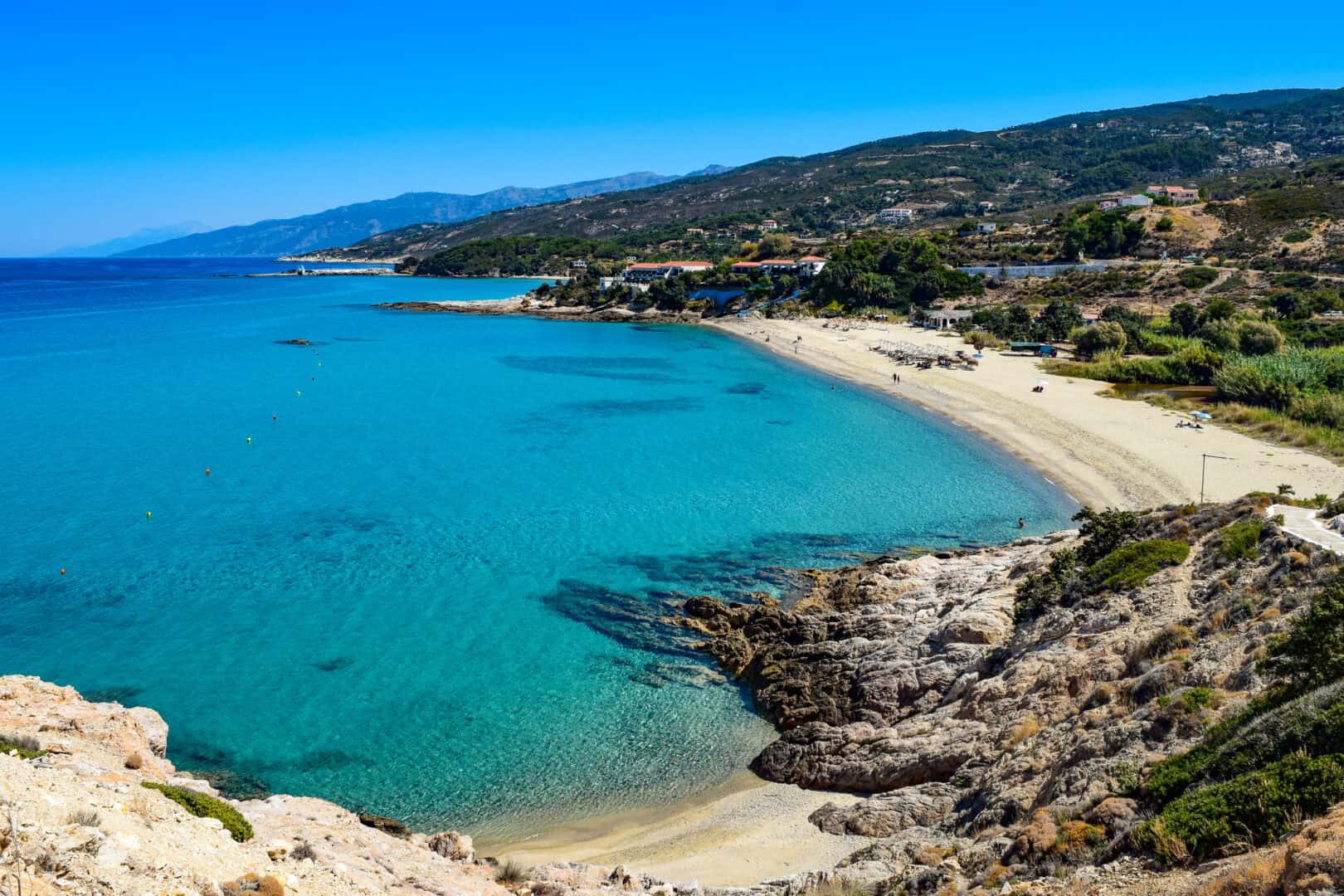 Ikaria: una vacanza in Grecia lontano dal turismo di massa alla ricerca di spiagge segrete