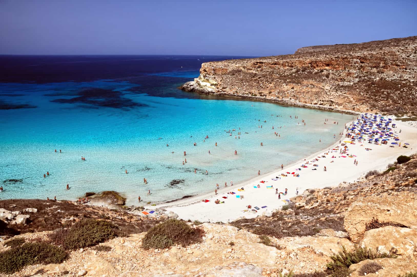 Vacanza al sole di Lampedusa: un incantevole paradiso mediterraneo