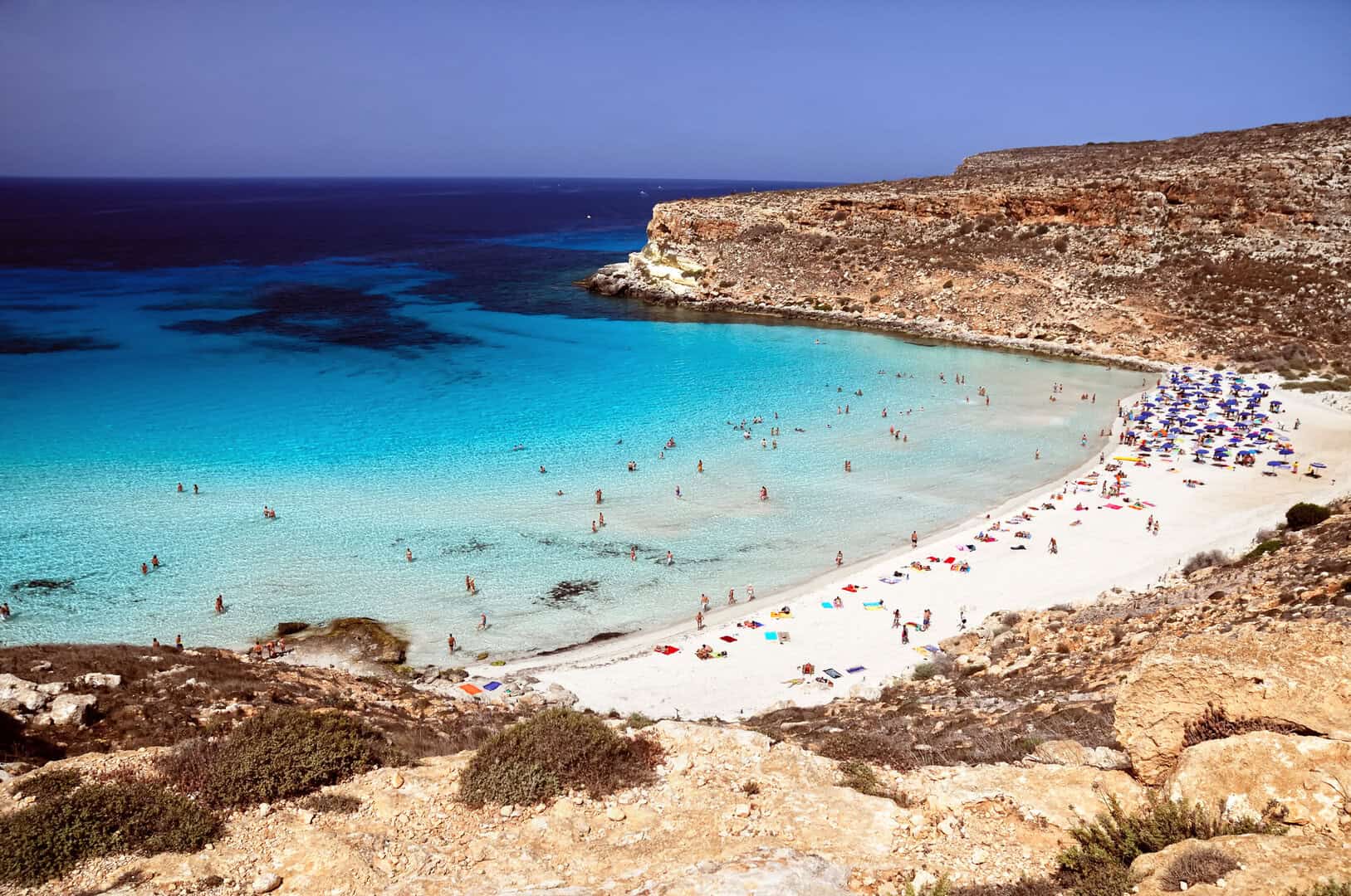 Vacanza al sole di Lampedusa: un incantevole paradiso mediterraneo