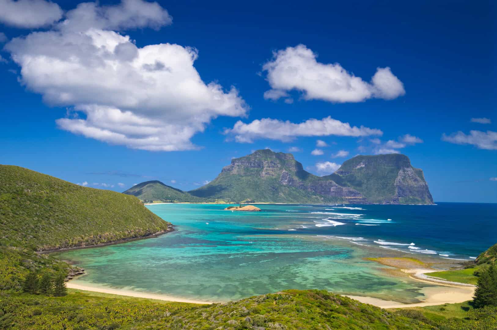 Turismo in Australia: scopri Lord Howe, una piccola isola patrimonio UNESCO dalla biodiversità eccezionale