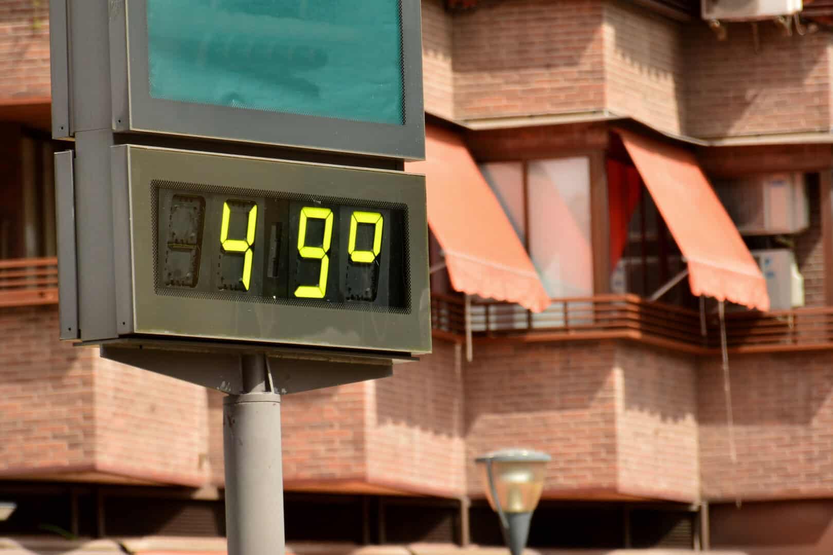 Meteo, il caldo terrorizza perché metà di noi ha vissuto temperature record. Le previsioni