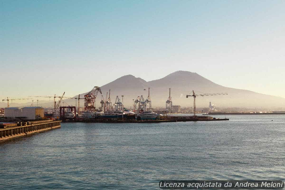 Meteo Napoli: Nubi e Temporali Domani, Schiarite Successive