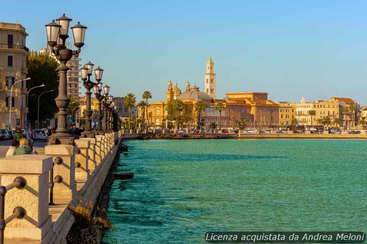 Meteo Bari: sereno e ventoso oggi, previsioni stabili nei prossimi giorni