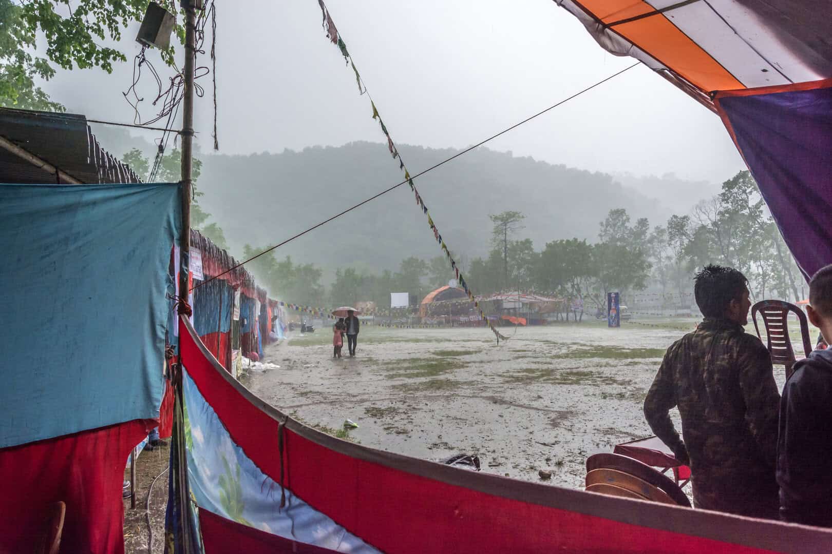 Inondazioni devastanti in Nepal, piogge senza precedenti colpiscono il distretto di Kanchanpur