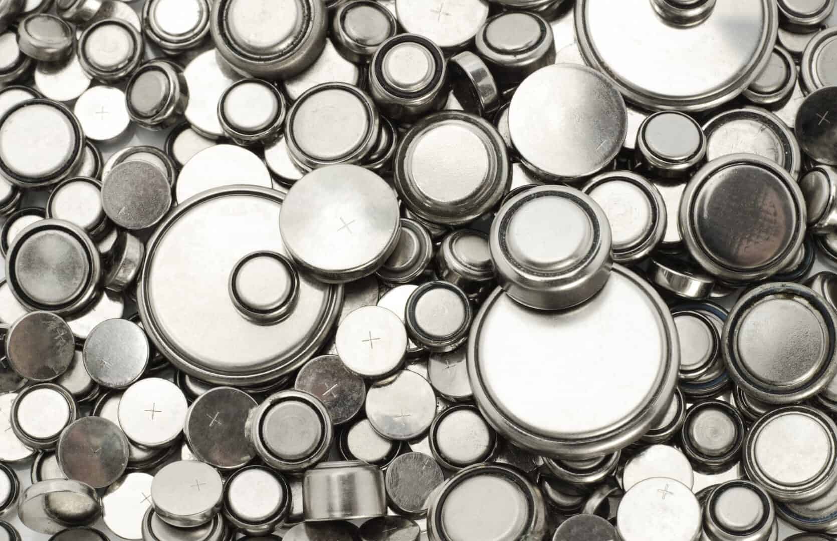 Nuove batterie al litio promettono il doppio dell’energia e metà impatto ambientale