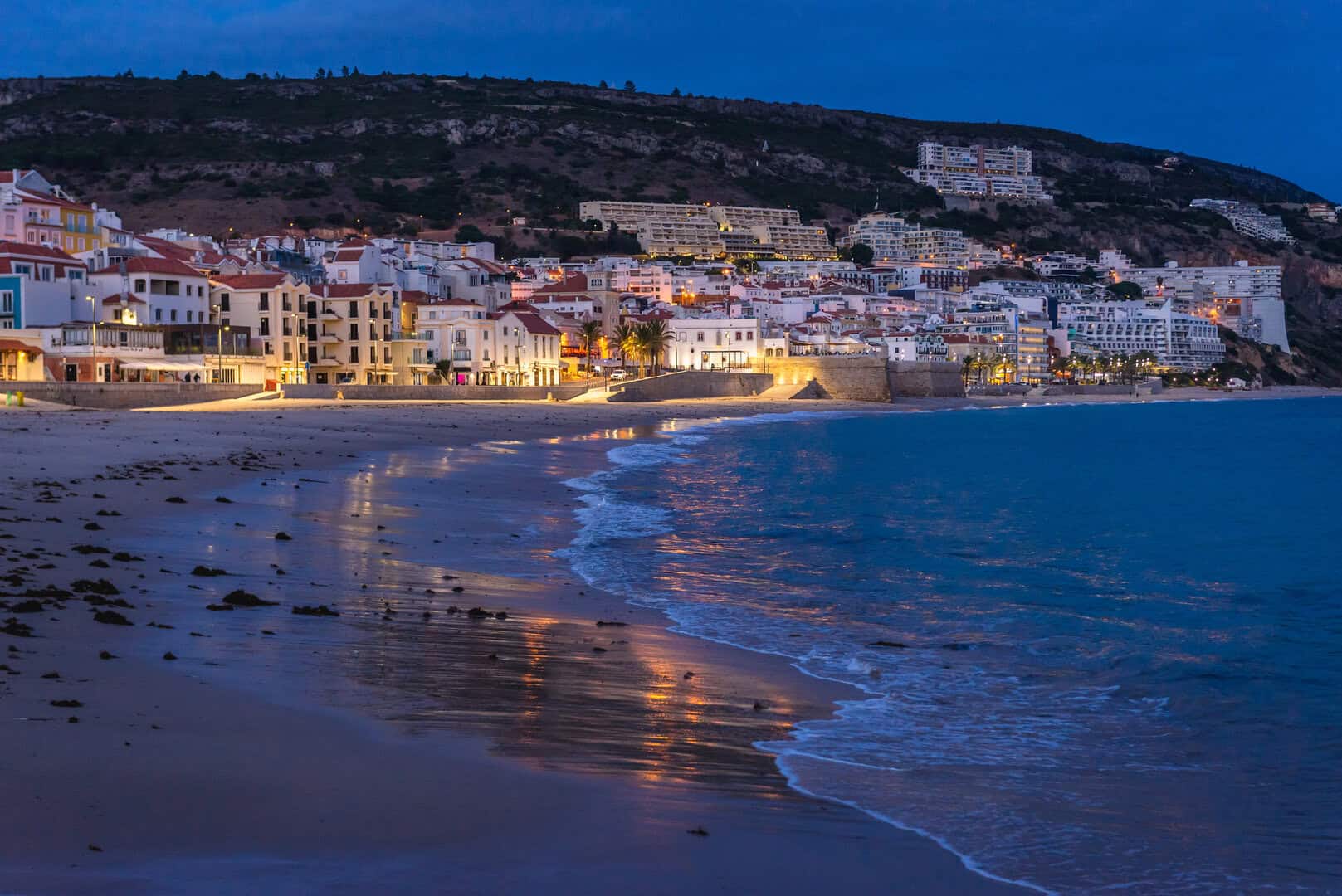 Turismo economico a Sesimbra: tra scogliere e mare. Natura e relax