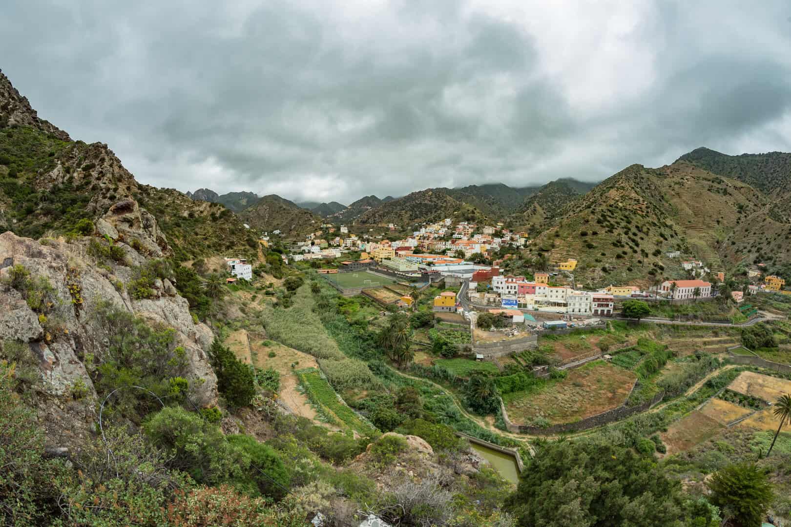 Viaggio alle Canarie. Scopri la magia incantevole di Vallehermoso