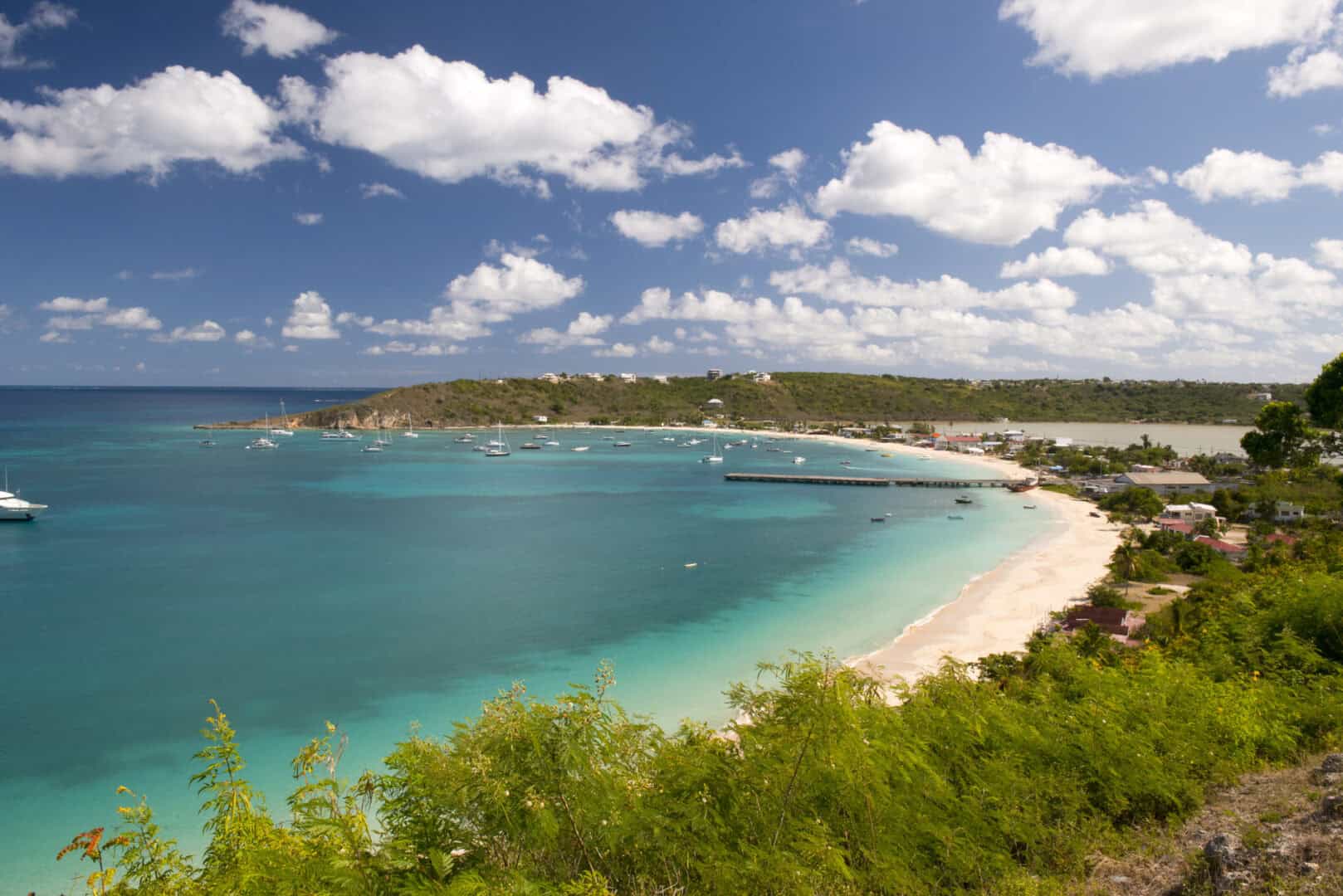 Turismo low cost. Esplora le spiagge di Anguilla per un relax garantito