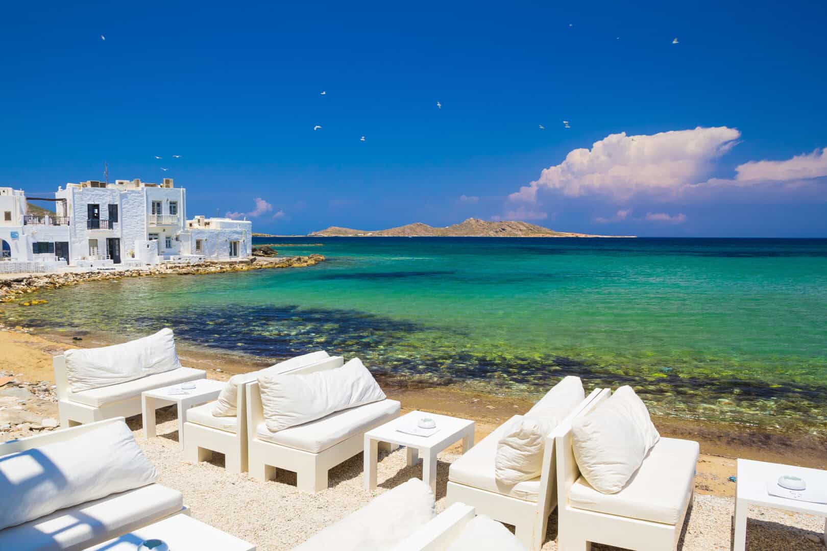 Viaggio alla scoperta di Paros. Guida completa per il turista esigente