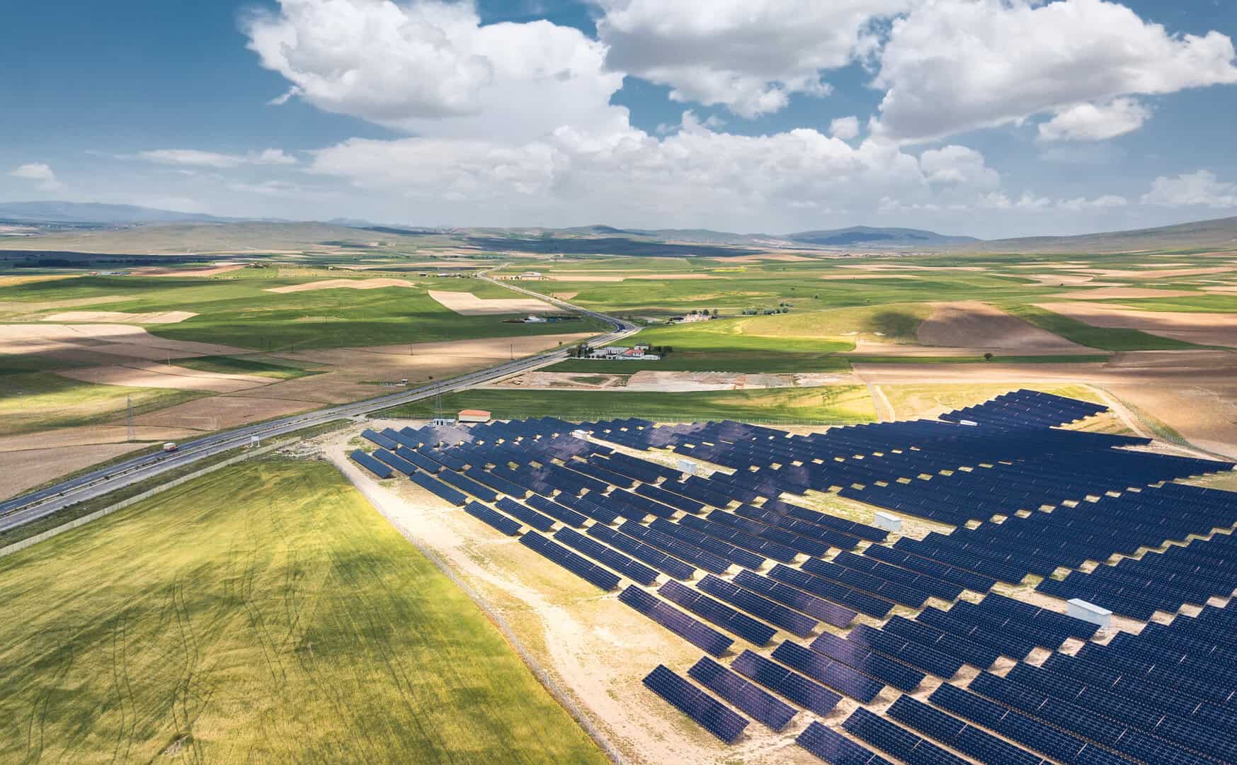 Il cambiamento climatico spinge Zambia e Zimbabwe verso l’energia solare 38 Il cambiamento climatico spinge Zambia e Zimbabwe verso l’energia solare