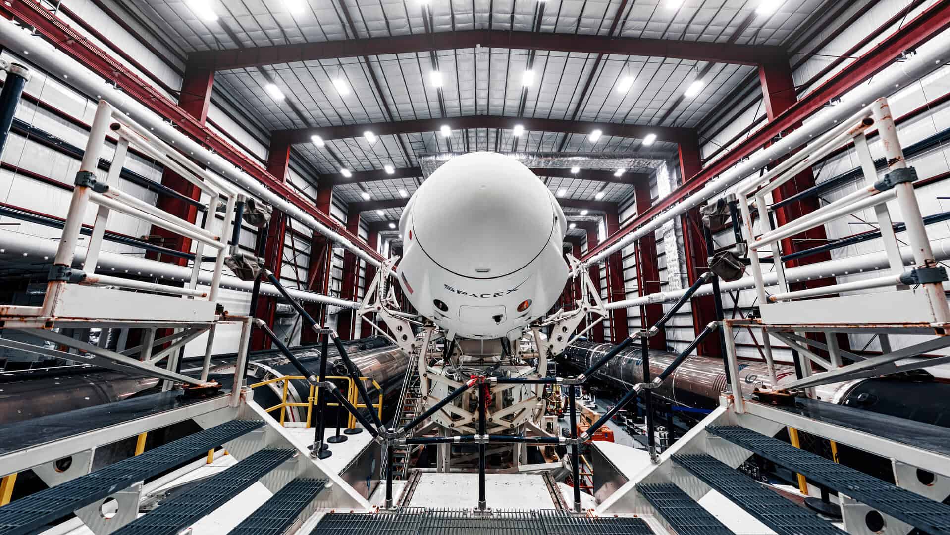 SpaceX programma il lancio della storica missione privata astronautica Polaris Dawn il 31 luglio
