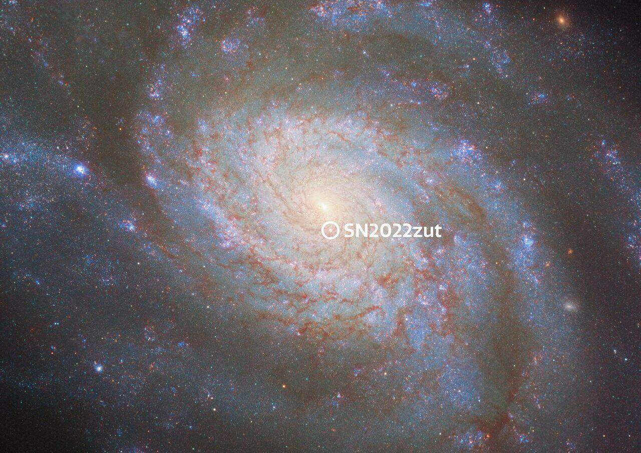 Come Hubble vede attraverso la polvere cosmica per misurare la distanza delle galassie