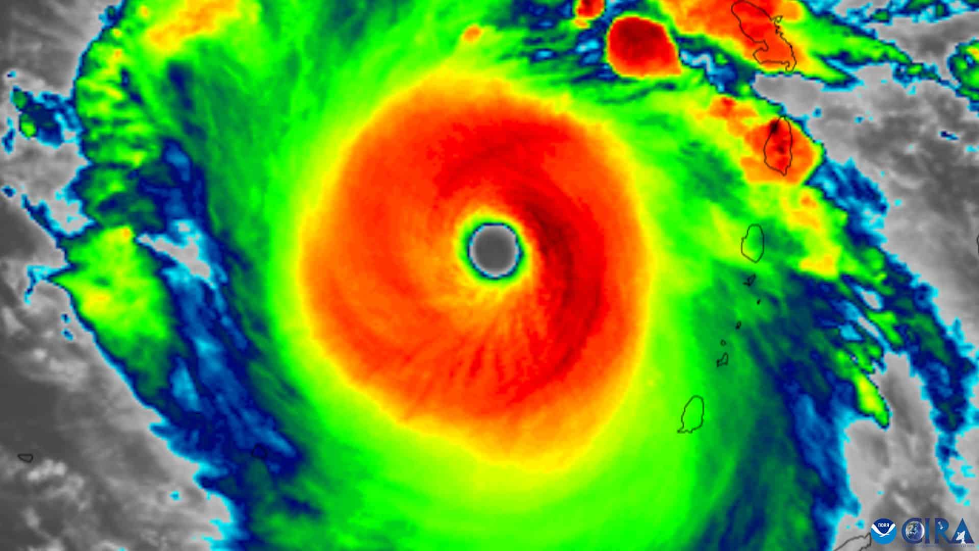 L’uragano Beryl spazza i Caraibi alla massima intensità: è il più precoce uragano di categoria 5 di sempre