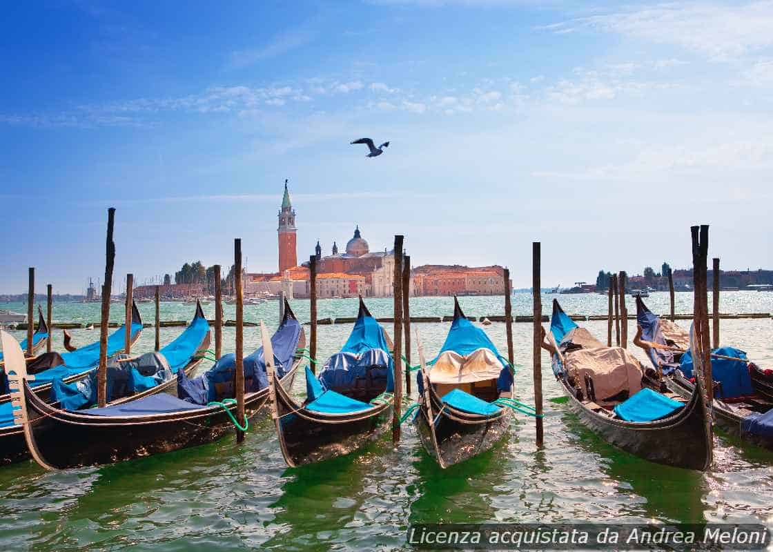 Clima en Venecia: Despejado y Viento, Estabilidad en los Próximos Días thumbnail