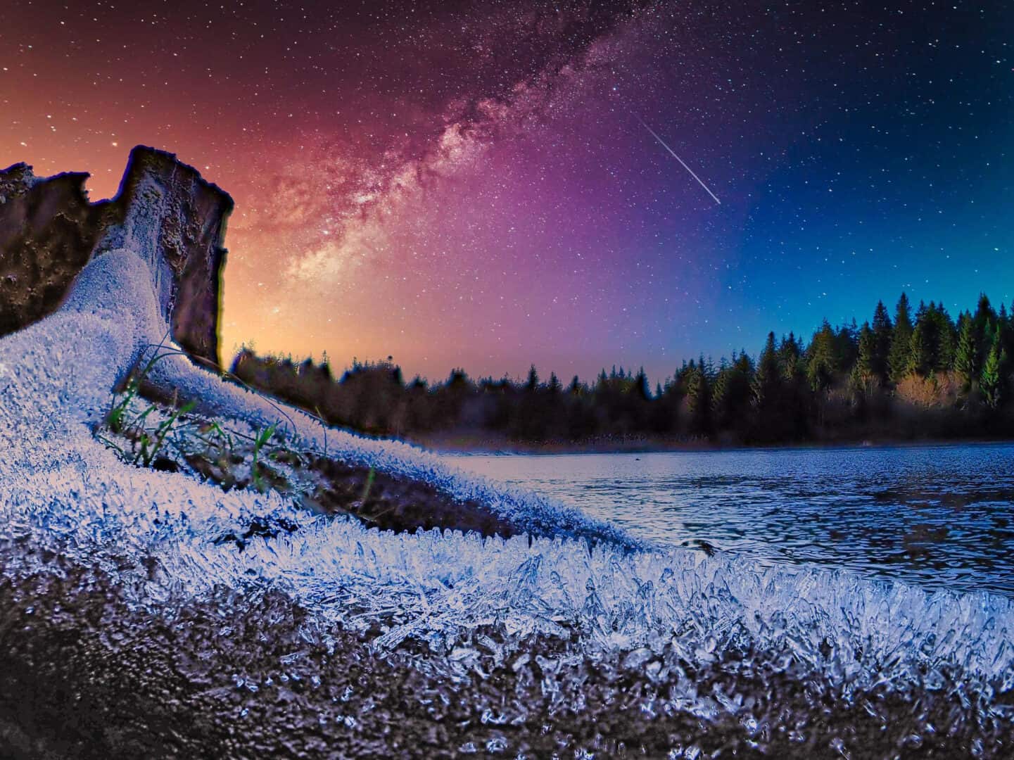 Il cielo dà spettacolo! Stelle cadenti delle Perseidi e staordinarie aurore insieme questo weekend