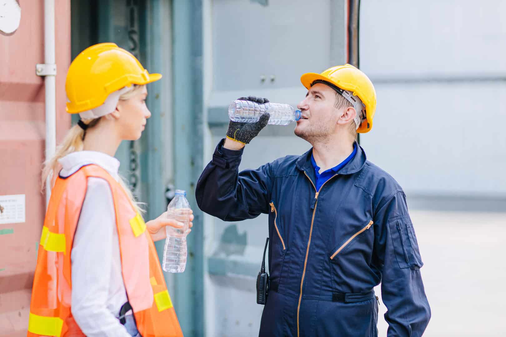 Troppo caldo per lavorare: gli Stati Uniti corrono ai ripari e propongono una nuova regolamentazione