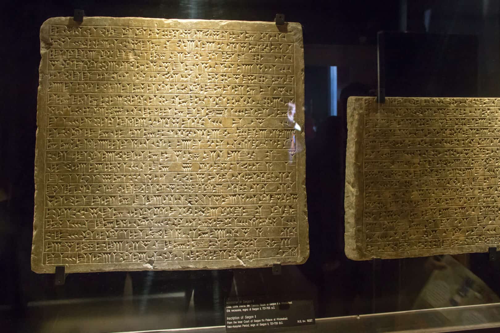 Le tavole cuneiformi e i presagi delle eclissi lunari: il ruolo degli astri nel destino dei re babilonesi