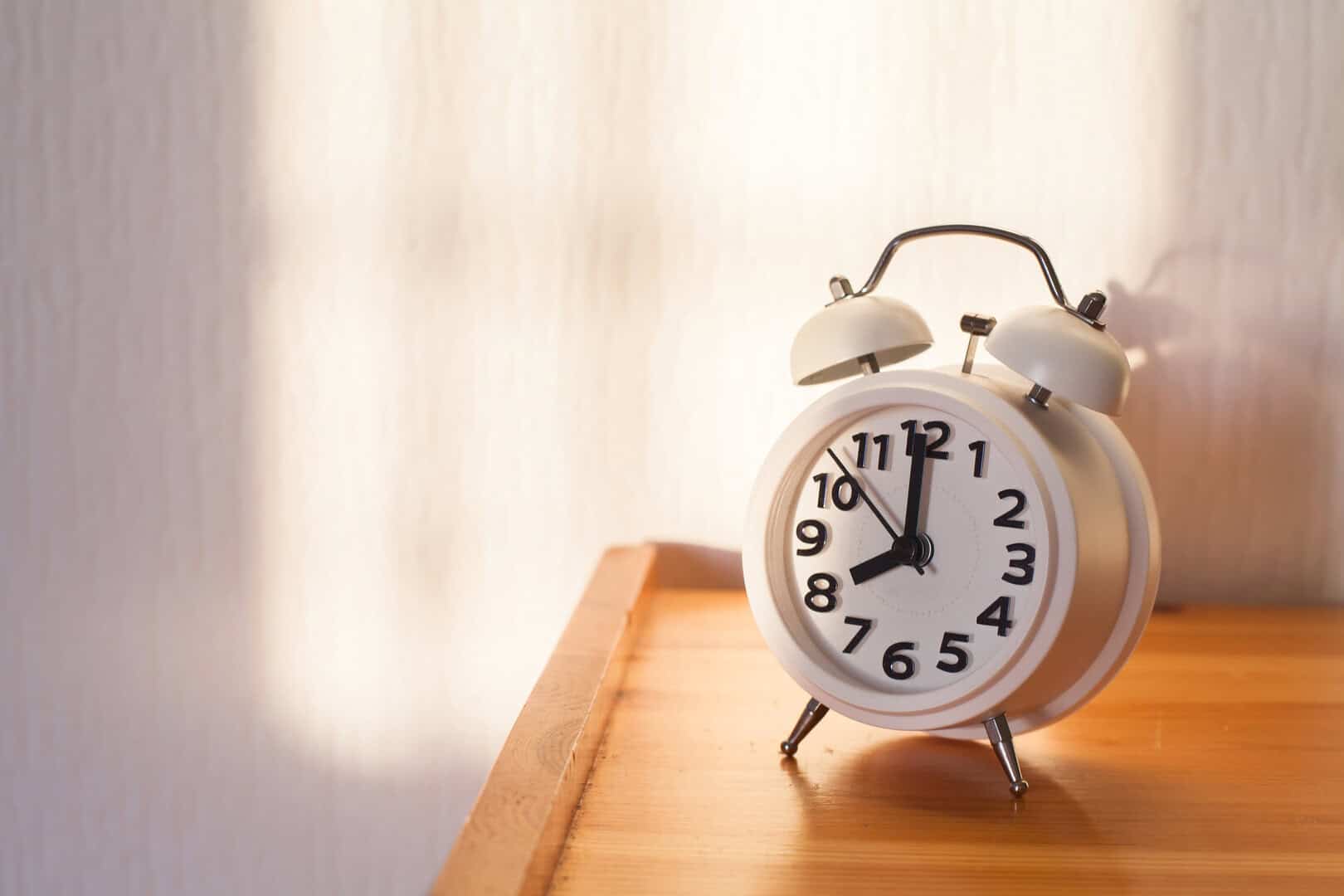 Cosa significa davvero il tempo e perché dividiamo il giorno in 24 ore?