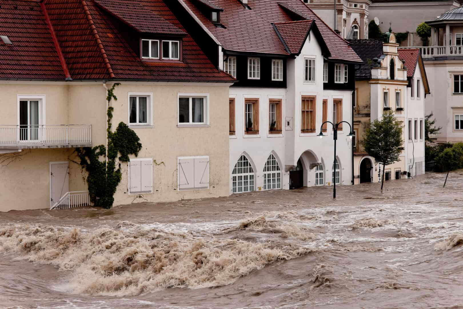 Meteo: alluvione a Vienna, città in piena emergenza