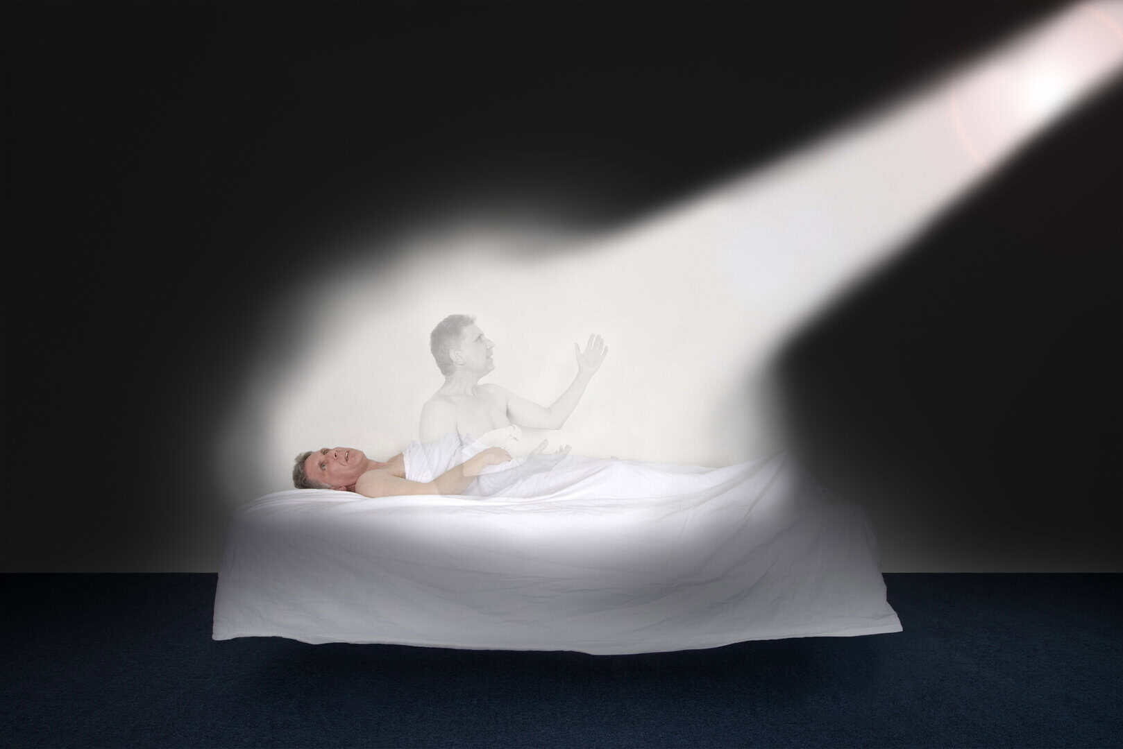 Il terzo stato oltre i confini della vita e della morte: il punto di vista scientifico