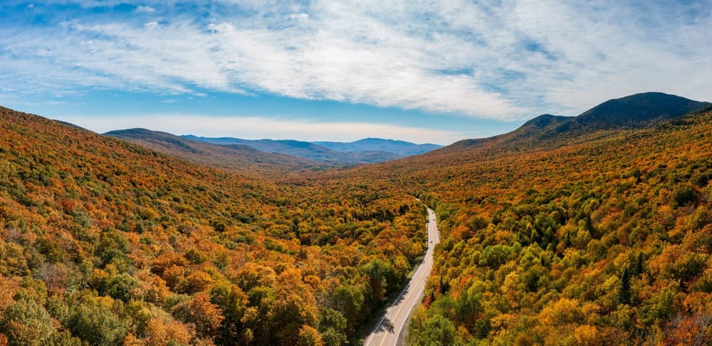 FOTO dal Vermont in Autunno: lo spettacolo del foliage prima dell'arrivo dell'Inverno 9 shutterstock 2216125431