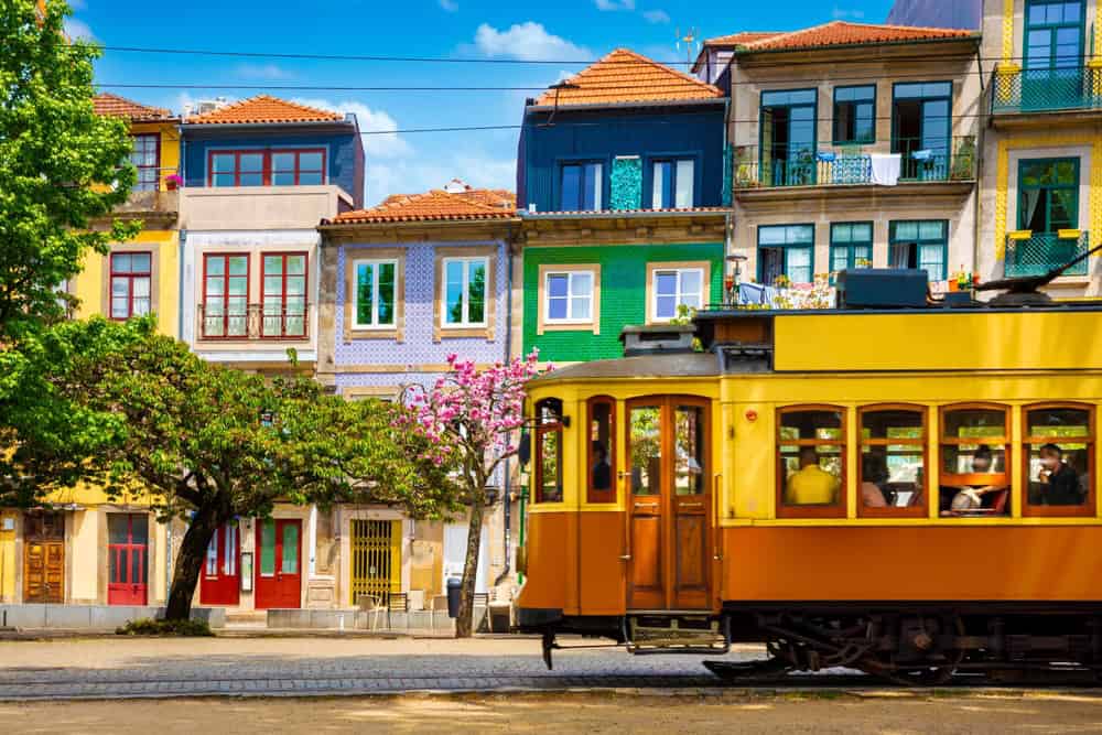 Viaggio a Porto: attrazioni imperdibili e consigli per esplorarla al meglio
