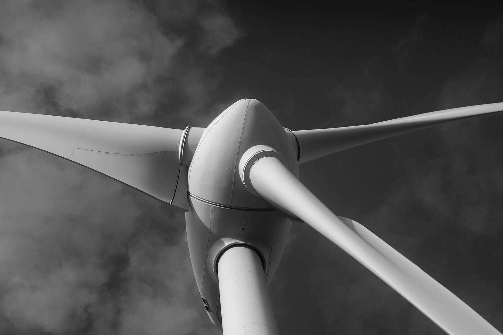 Rivoluzione nell’energia eolica? BMW testa una turbina senza pale