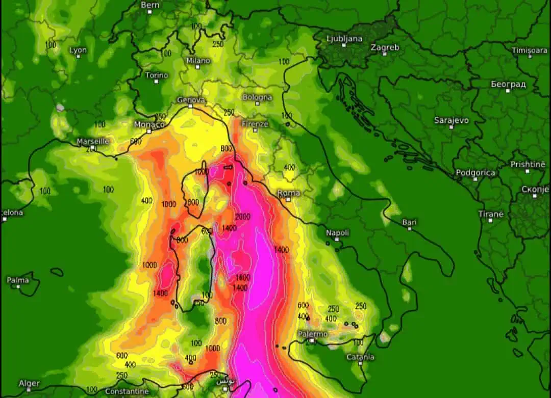 Meteo, Nord Italia in balia della pioggia: oltre 300 mm nei prossimi 15 giorni