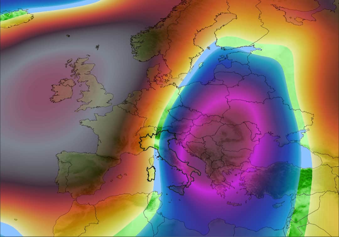 Meteo: novità per novembre, possibile svolta GELIDA con arrivo dell'aria artica