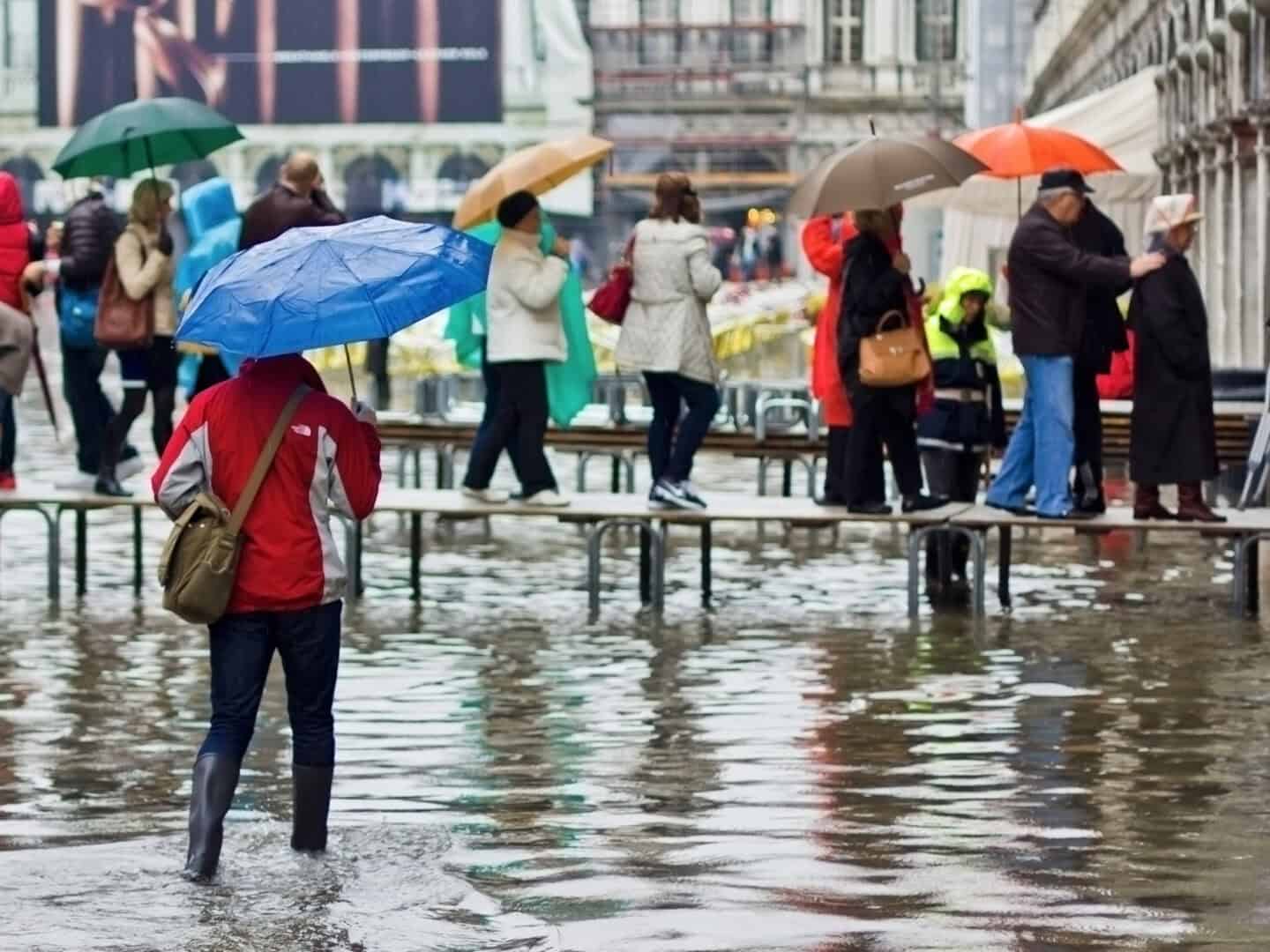 Perché l’acqua alta minaccia sempre di più la fragile Venezia?