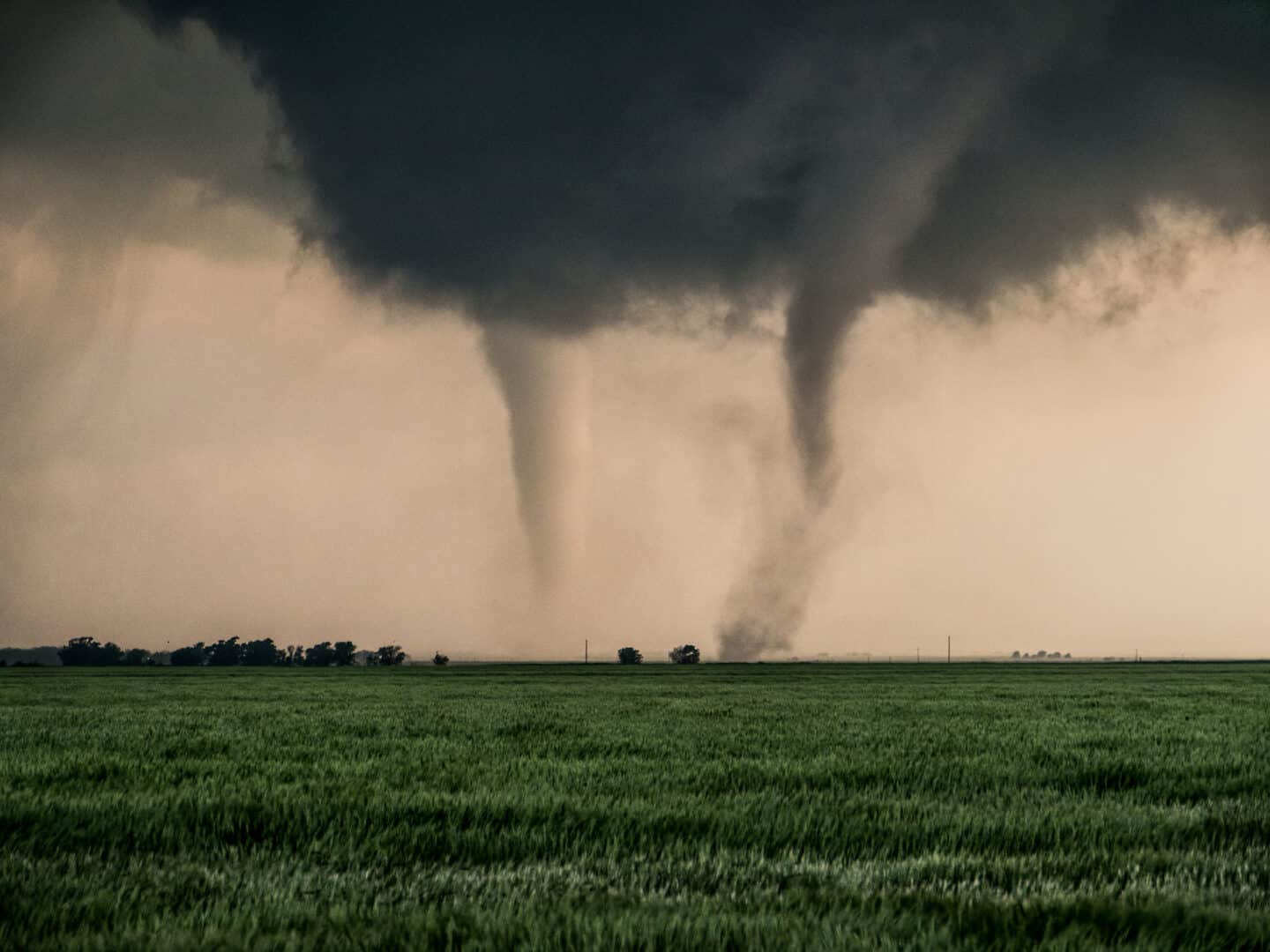 Meteo, il lato nascosto degli Uragani: quando le tempeste generano Tornado letali
