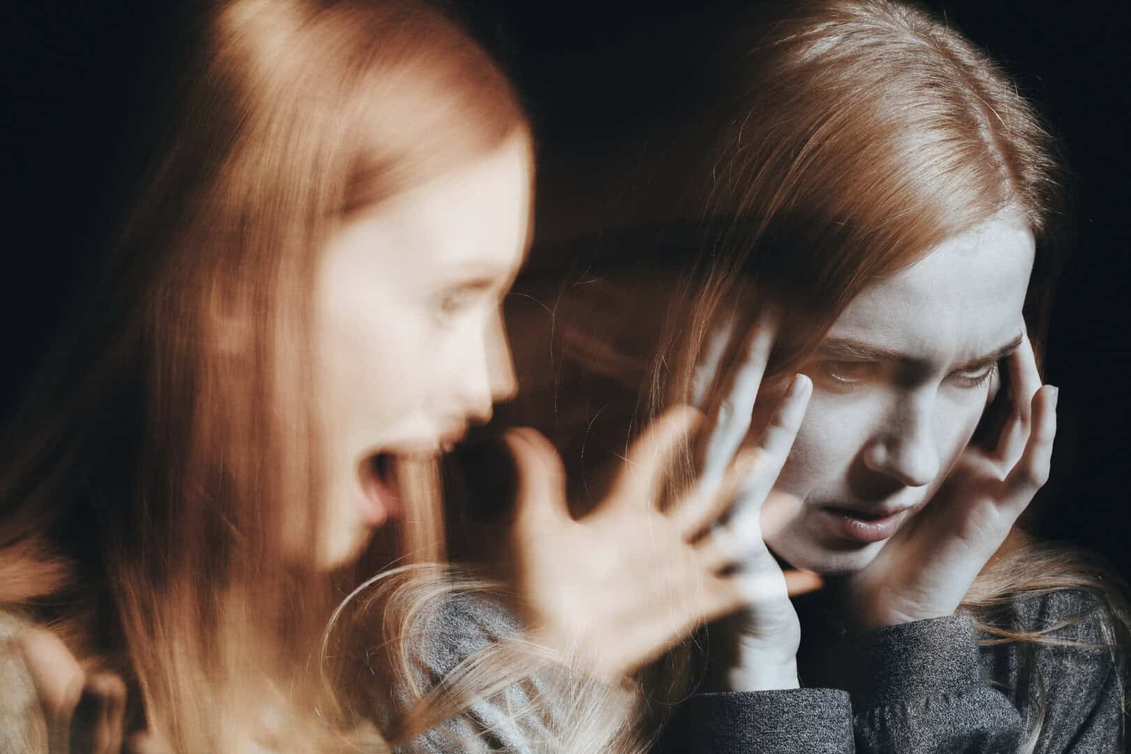 Scoperto il mistero: ecco perché le persone schizofreniche “sentono voci”