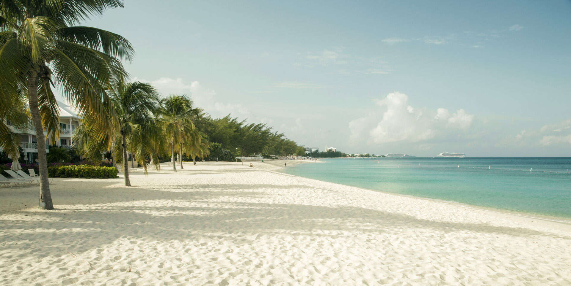 Turismo alle isole Cayman: lusso, spiagge, immersioni e clima ideale