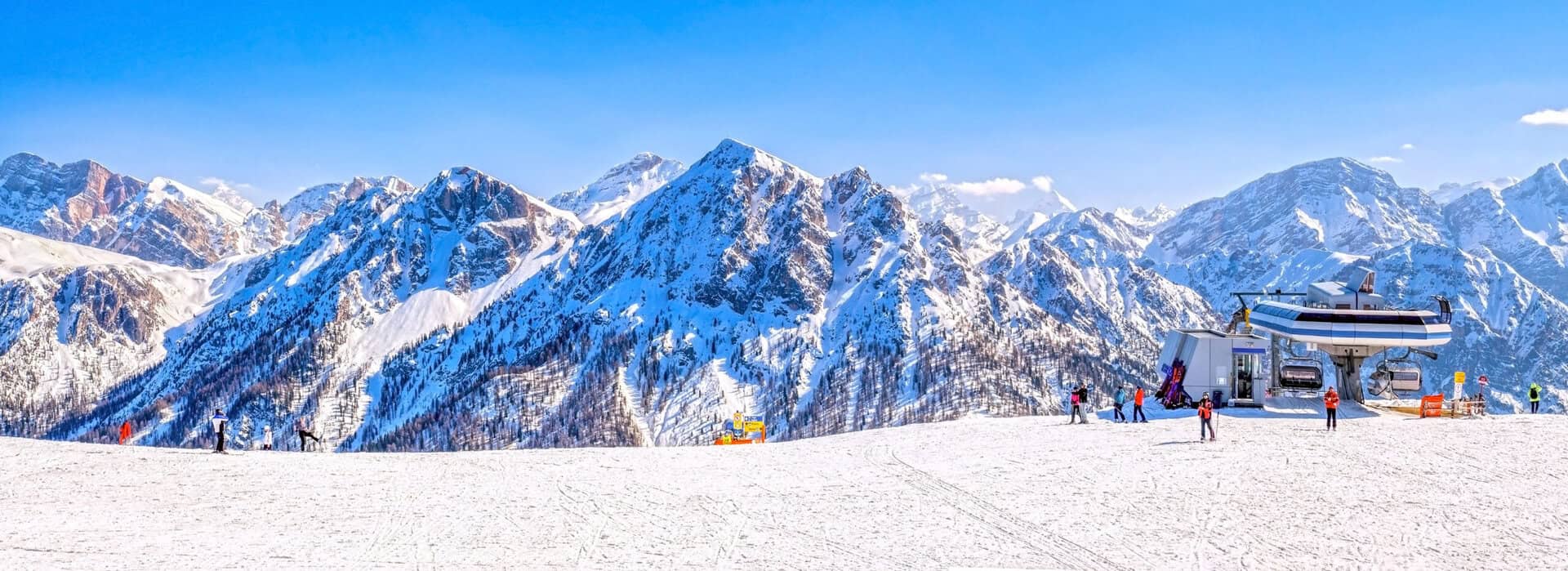 Turismo a Lavarone: sci, snowboard, fondo e pattinaggio sulle Dolomiti trentine