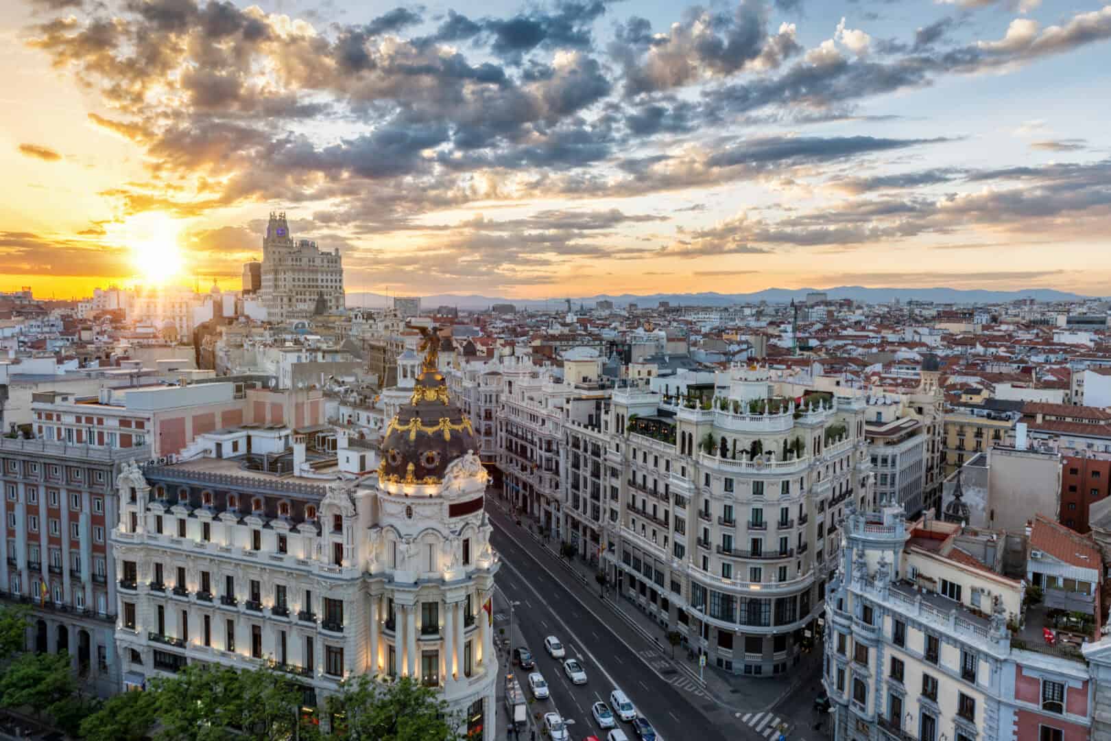 Turismo a Madrid. Prepararsi per un clima fresco con temperature da 3-11°C
