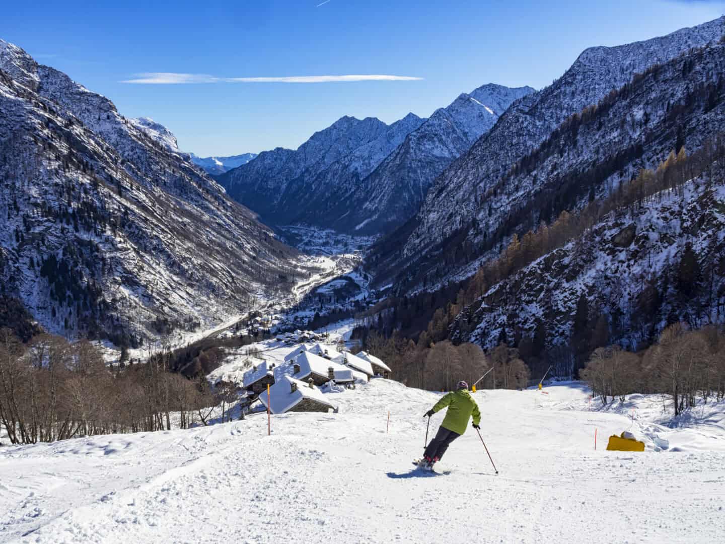 Turismo in Valsesia. Scopri sci, snowboard, ciaspolate ed escursioni invernali