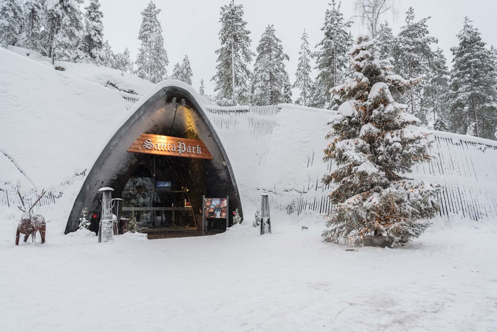 Viaggio a Rovaniemi. Festa natalizia lappone, clima interno e abbigliamento consigliato