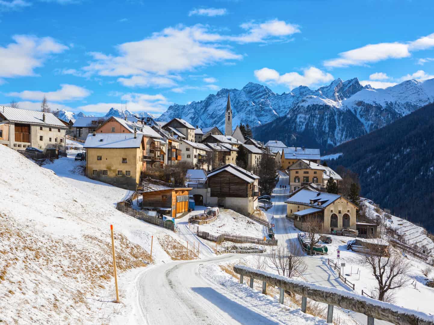 Turismo a Engadina. Scopri il clima alpino tra freddo e neve intensa