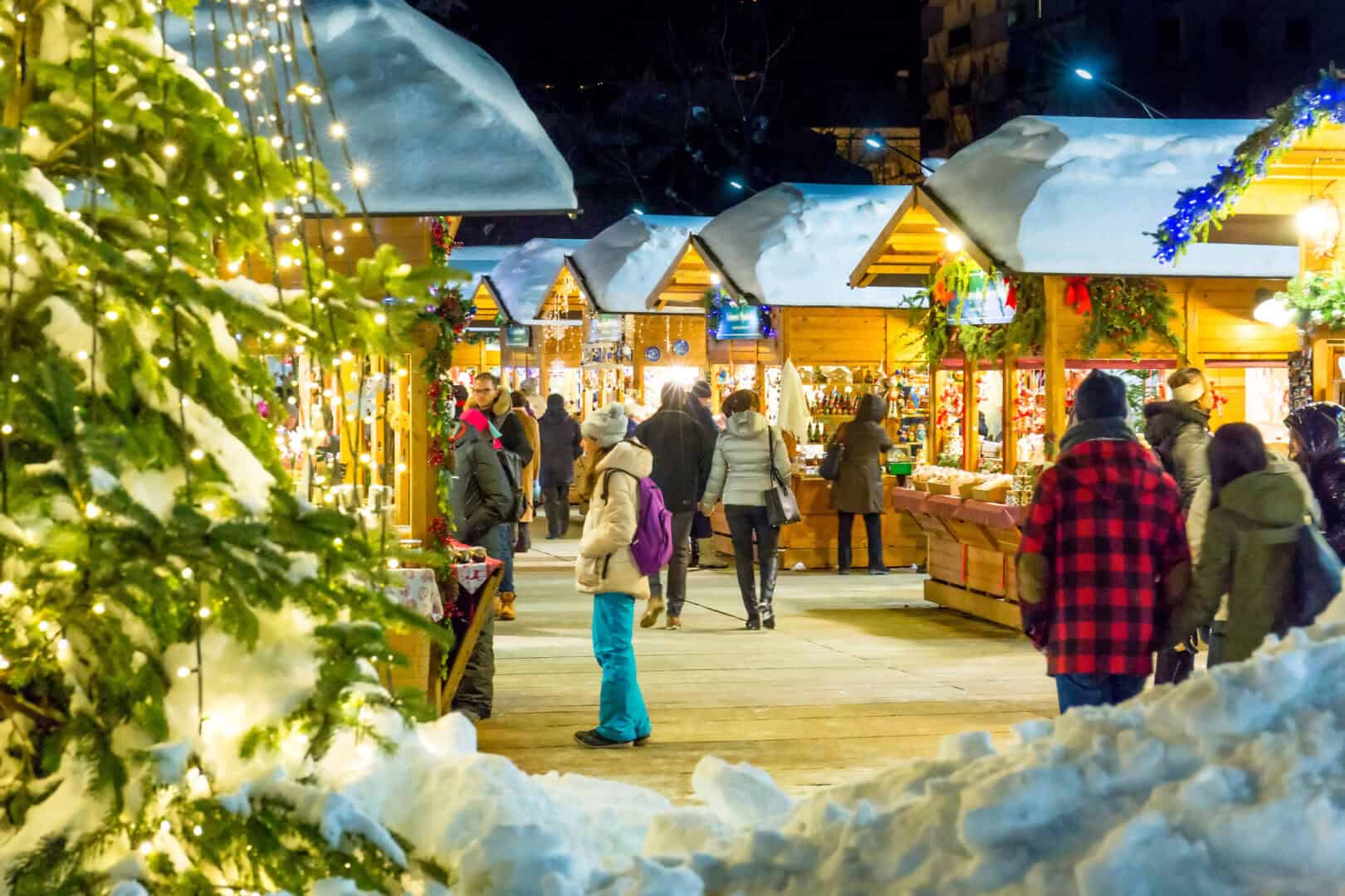 Turismo a Aosta. Il mercatino natalizio tra nevi alpine