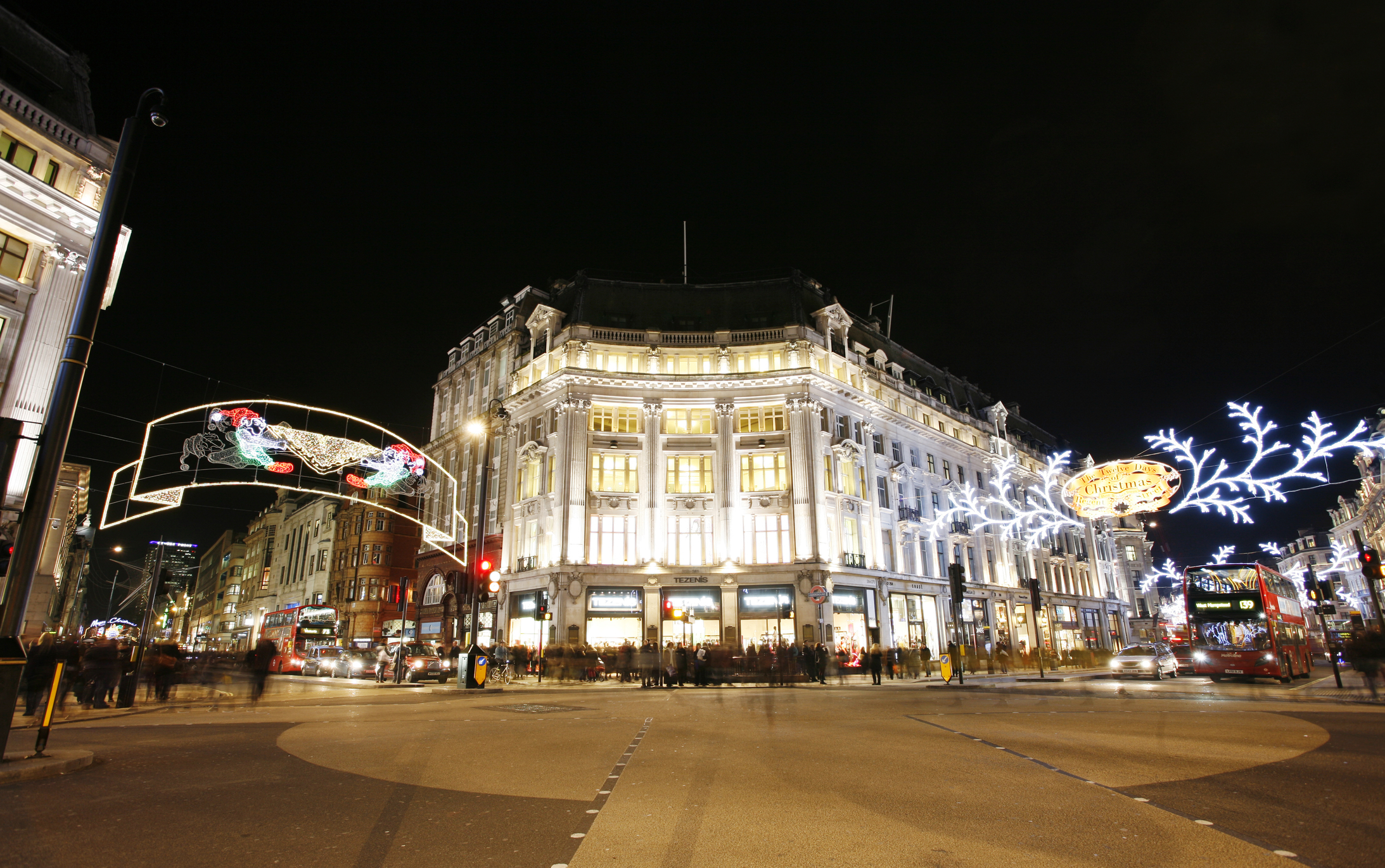 Tourismus in London: Weihnachtsshows im West End. Klima und empfohlene Kleidung thumbnail