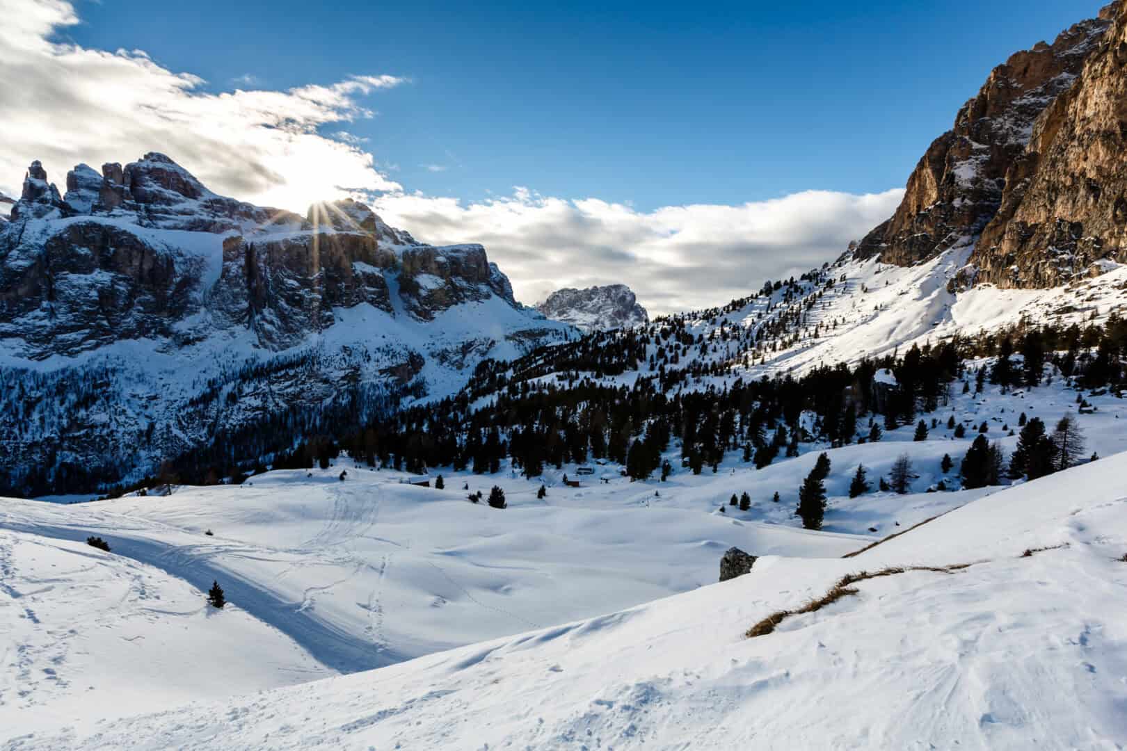 Turismo in Alta Badia: sci, snowboard, sci di fondo ed escursioni. Alta Badia