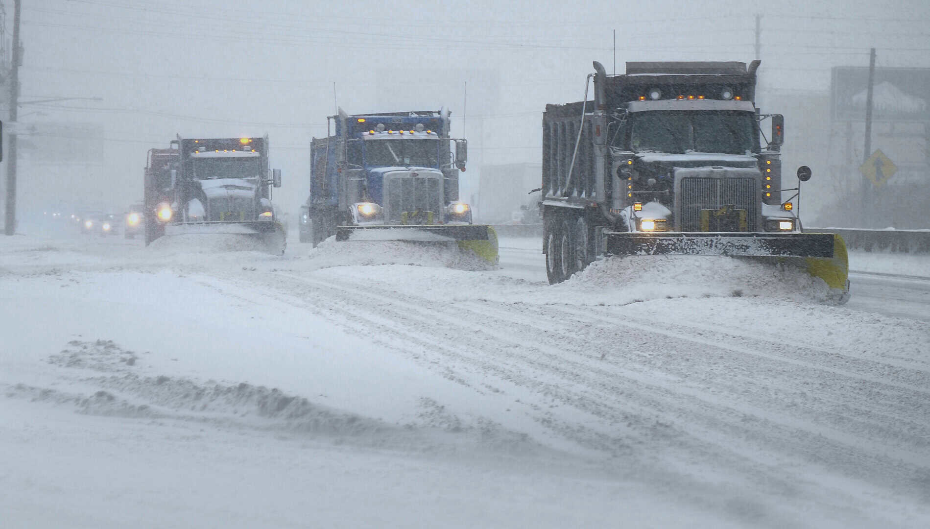 Meteo, maltempo negli Stati Uniti: pioggia, neve e ritardi per il Giorno del Ringraziamento