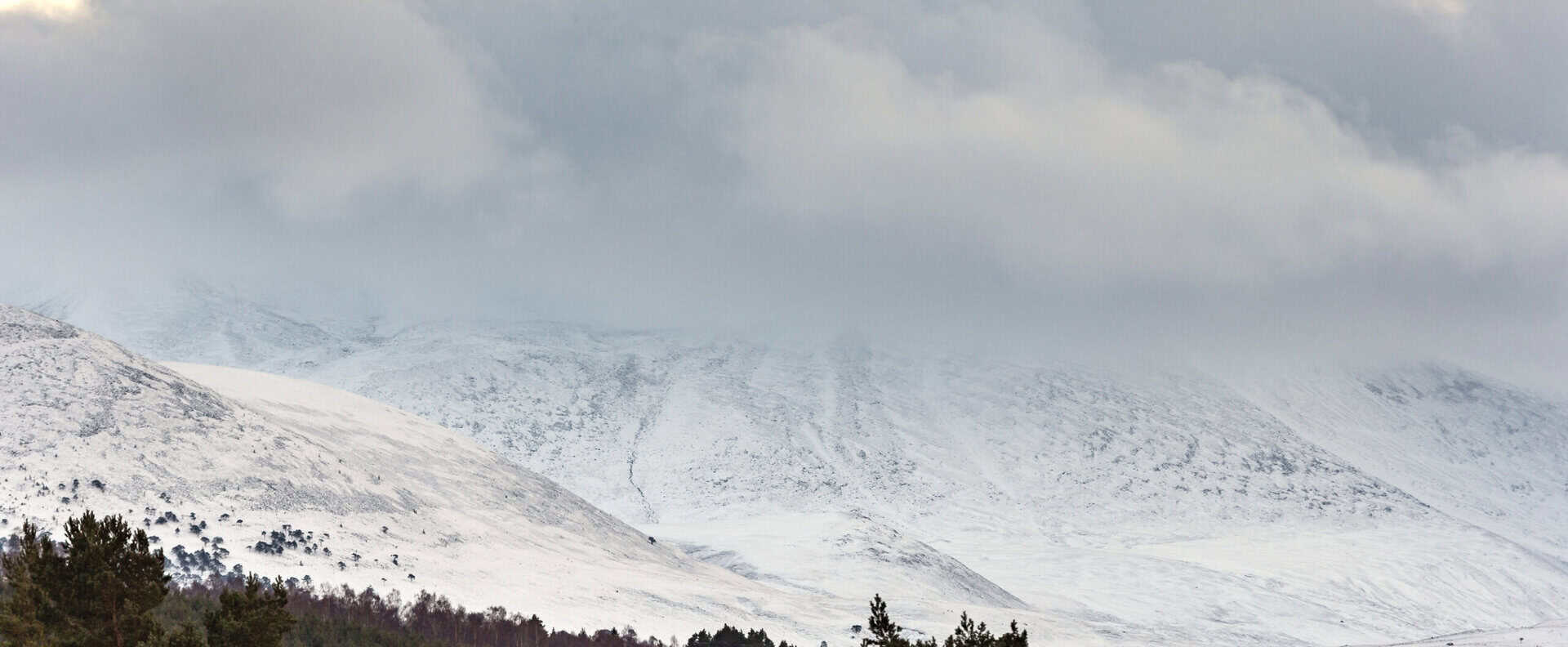 Ondata di freddo intenso nel Regno Unito: neve, ghiaccio e la tempesta Bert in arrivo