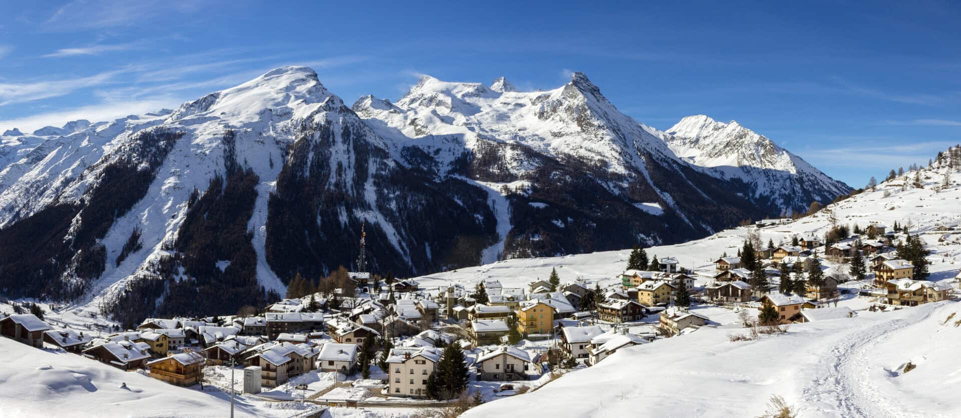 Turismo a Cogne: sci di fondo, ciaspolate ed escursioni su Ghiaccio