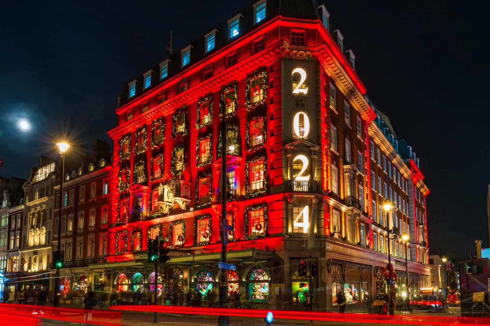 Guida ai tour delle luci di Natale a Carnaby Street a Londra