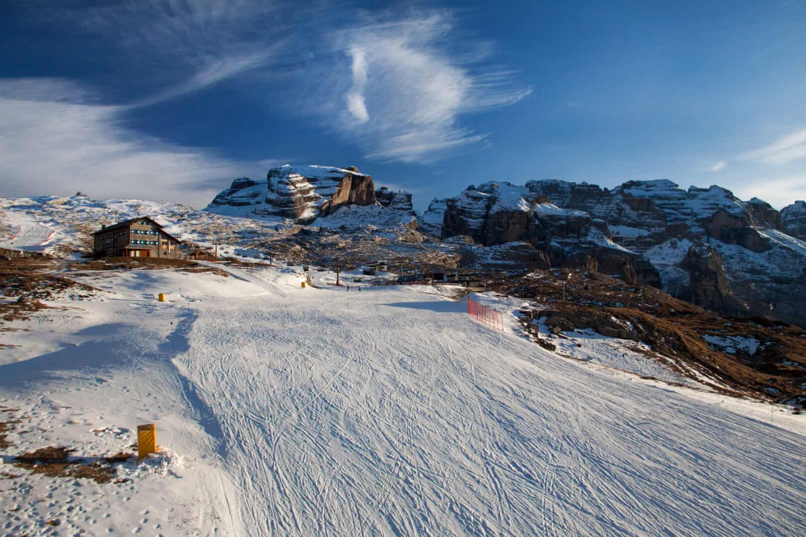 Turismo a Madonna di Campiglio. Sport invernali e avventure sulla neve