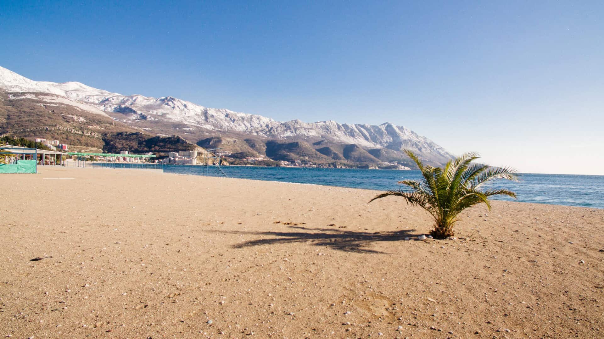 Meteo Spagna: rare nevicate di dicembre nell'entroterra di Malaga